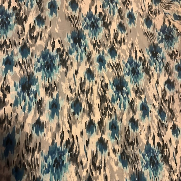 Paint splashed blouse - Picture 2 of 3